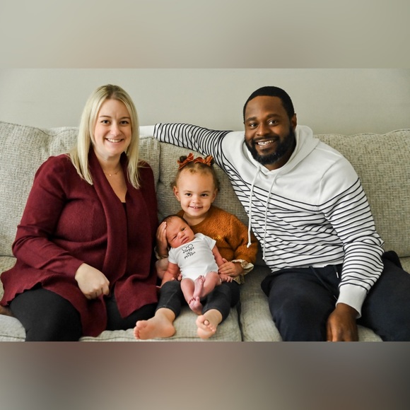 Meet your Posher, Kaitlin - Picture 2 of 2